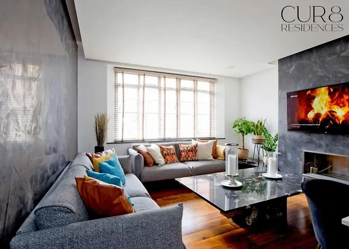 Luxury 2 Bed Knightsbridge Flat